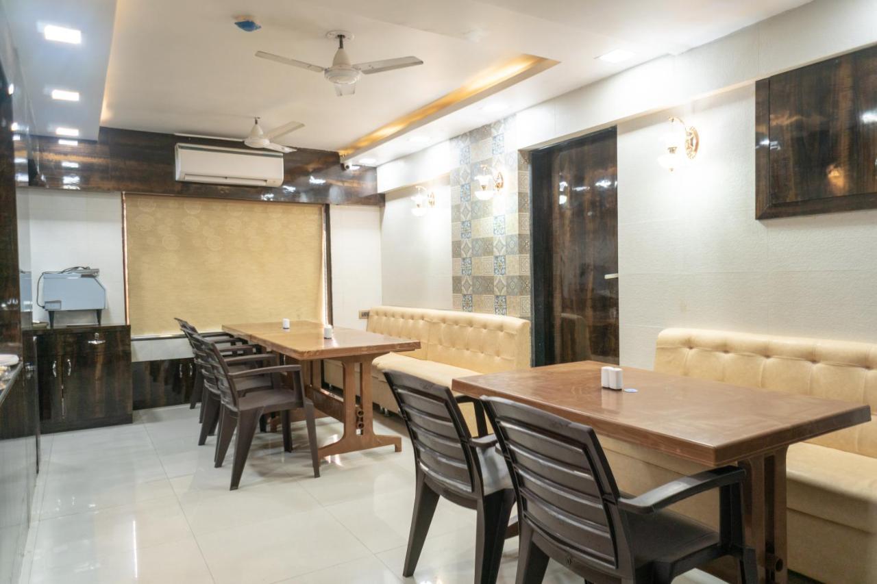 Hotel Dhavalgiri ターネー エクステリア 写真